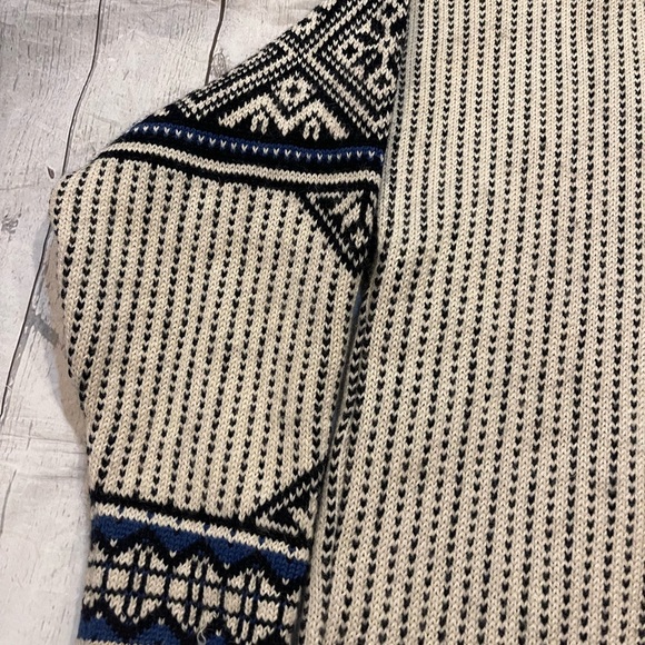 Vintage Dale Of Norway Sweater Pullover 100% Wool Knit Sz XL Unisex Dale Classic - Picture 3 of 13